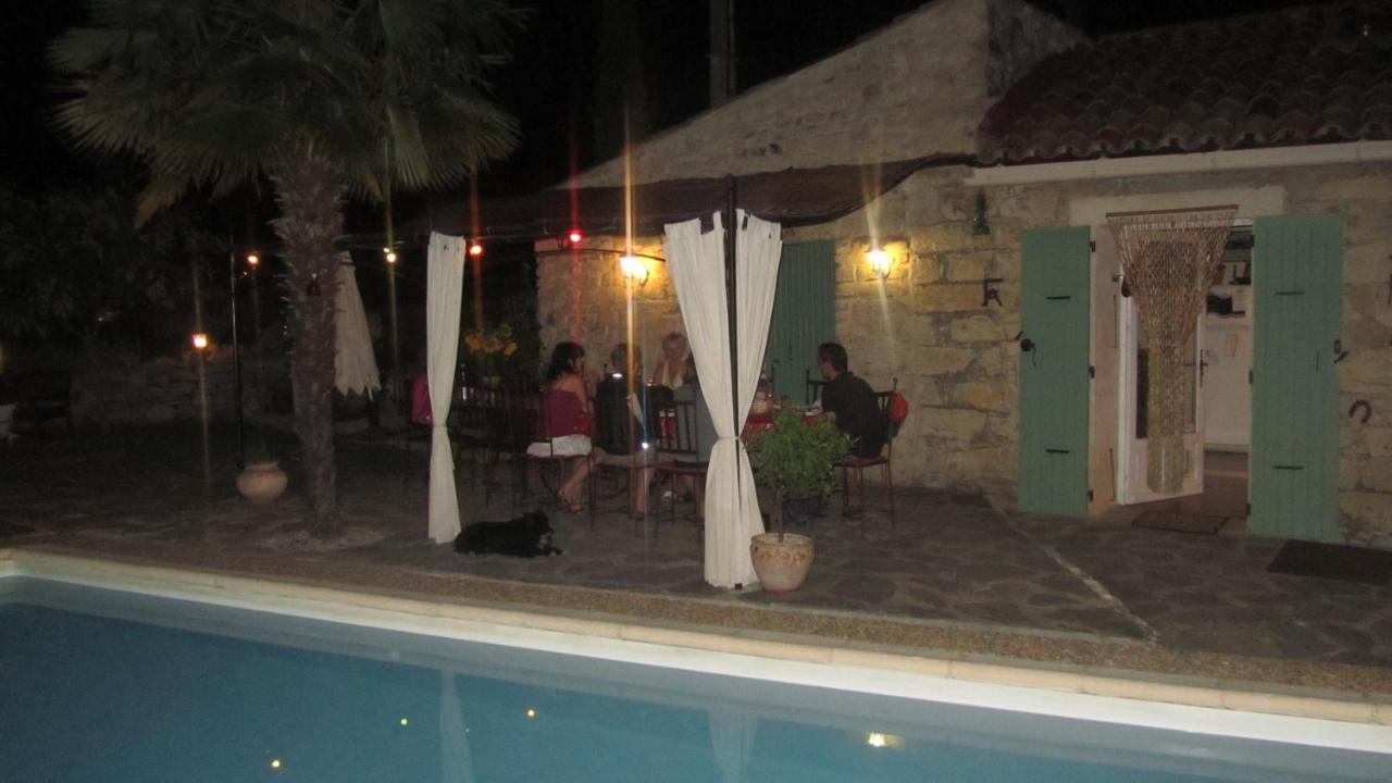 La Picholine, Chambre Ciboulette Courry Esterno foto